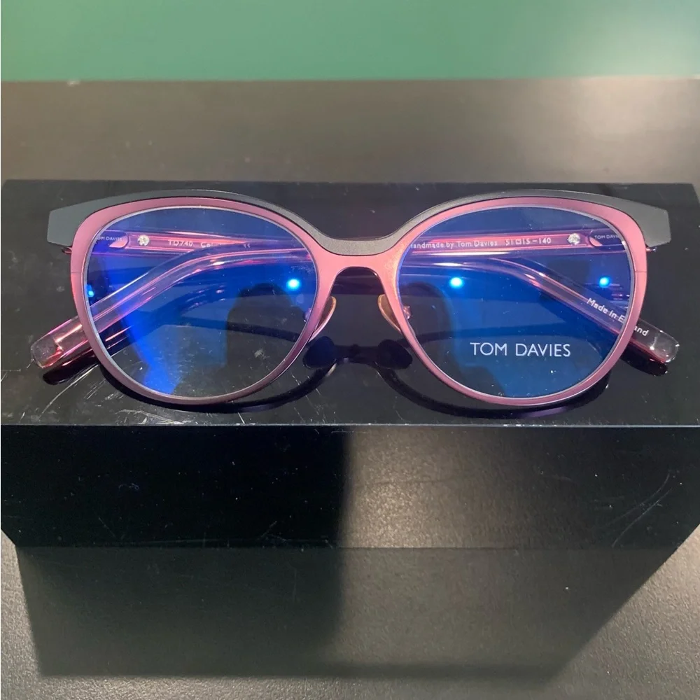 TOM I DAVIES TD740 Col 2217 Violet & Black